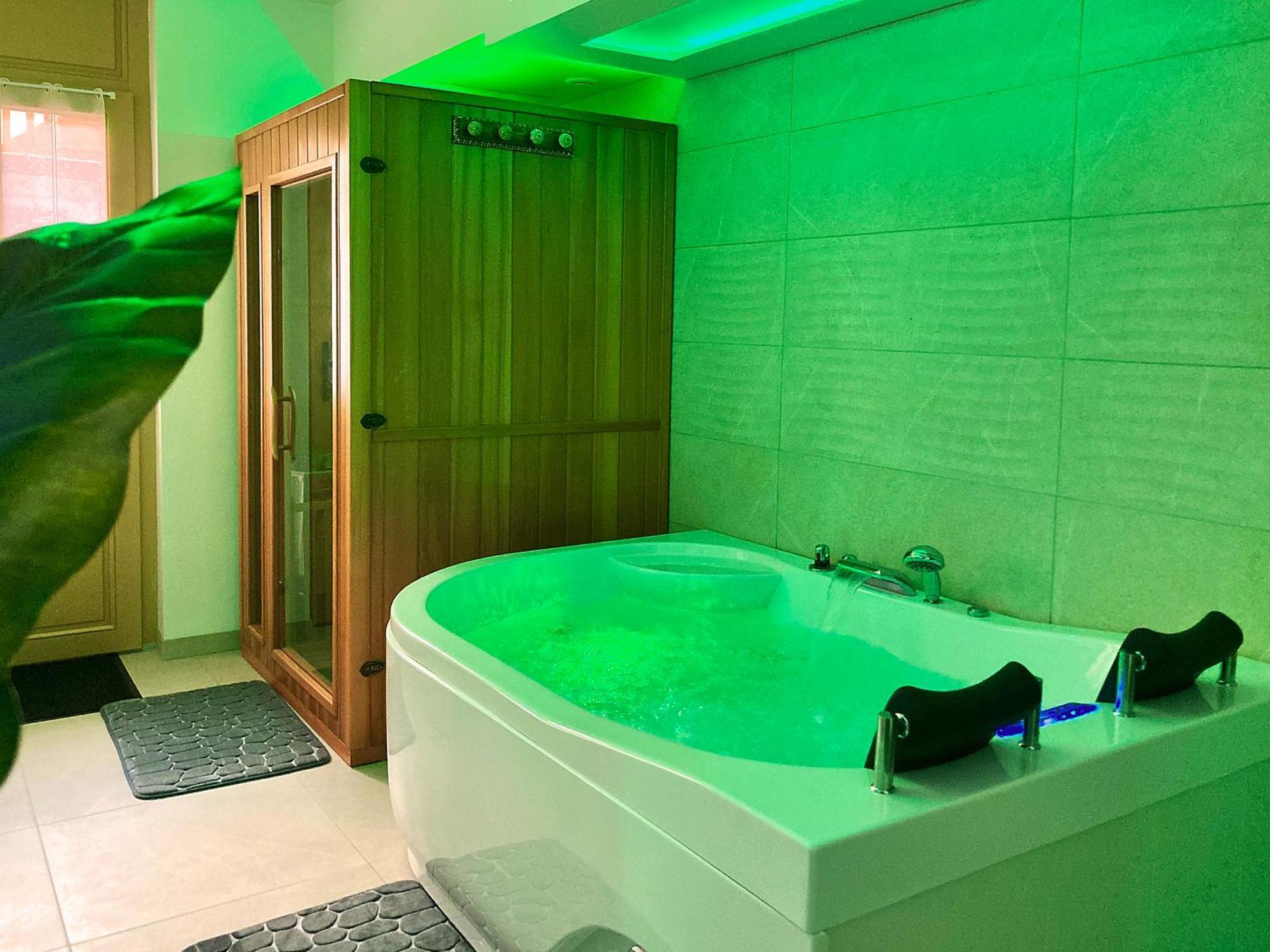 La Bulle De La Cathedrale - Spa - Sauna - Hammam Troyes Eksteriør bilde